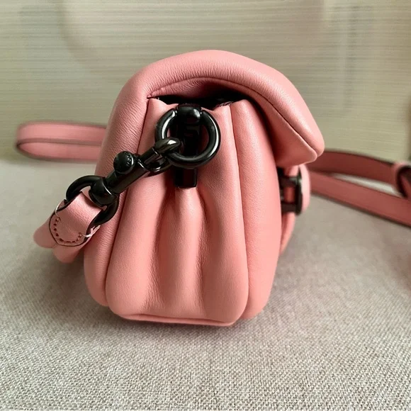 Coach Pillow Tabby 18 Candy Pink - Picture 10 of 12